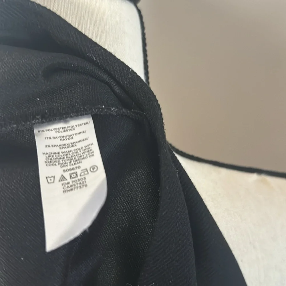 ***Ann Taylor Factory Women’s Black Boat Neck 3/4 Sleeve Top Sz M - Picture 5 of 5